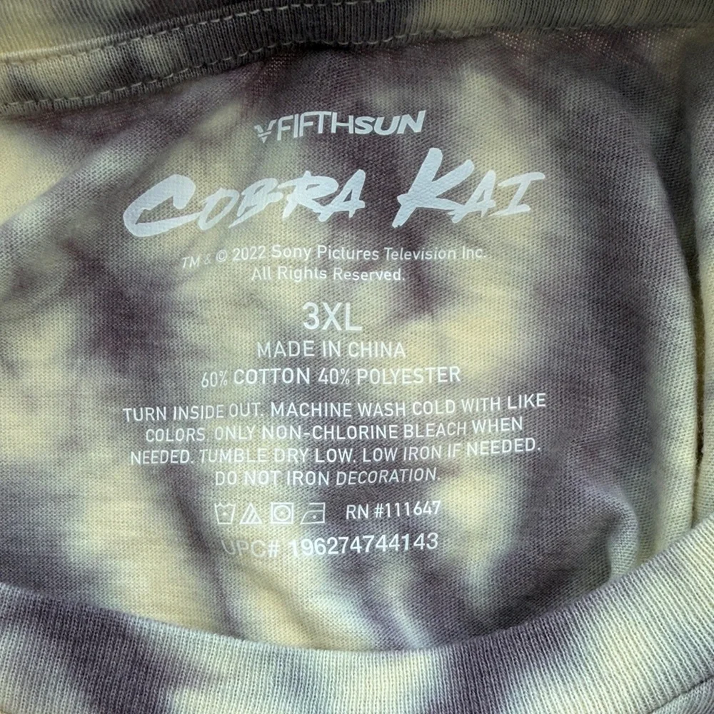 NEW! Cobra Kai Graphic Tie-Dye Tee in Pale Yellow & Gray Size 3X - Picture 11 of 11
